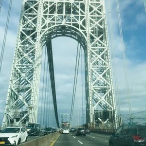 Meet your Posher, Derly